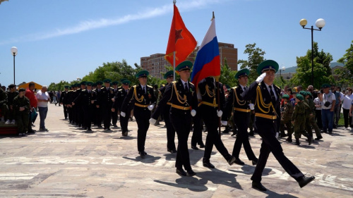 В Дербенте прошел праздничный концерт, посвященный Дню пограничника и 105 - летию создания пограничных войск