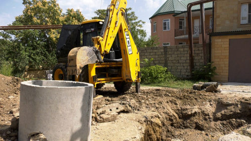 В микрорайоне «ЗОС 1» производят замену инженерных сетей