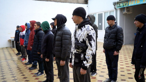 Призывники из Дербента отправились на срочную службу  