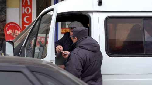 Прошли рейды по выявлению нарушений правил перевозки пассажиров в Дербенте