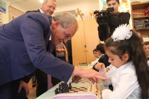 Глава города Малик Баглиев провел инспекционные проверки образовательных учреждений